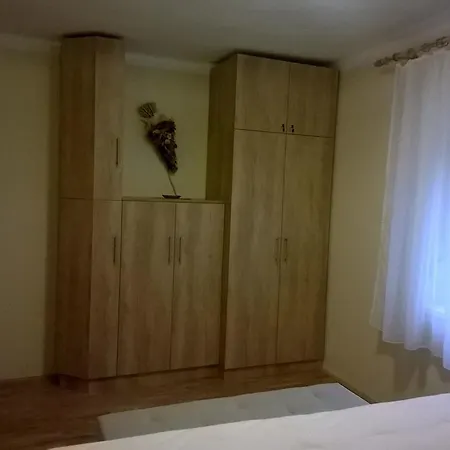 1a Ferienhaus * Harkány